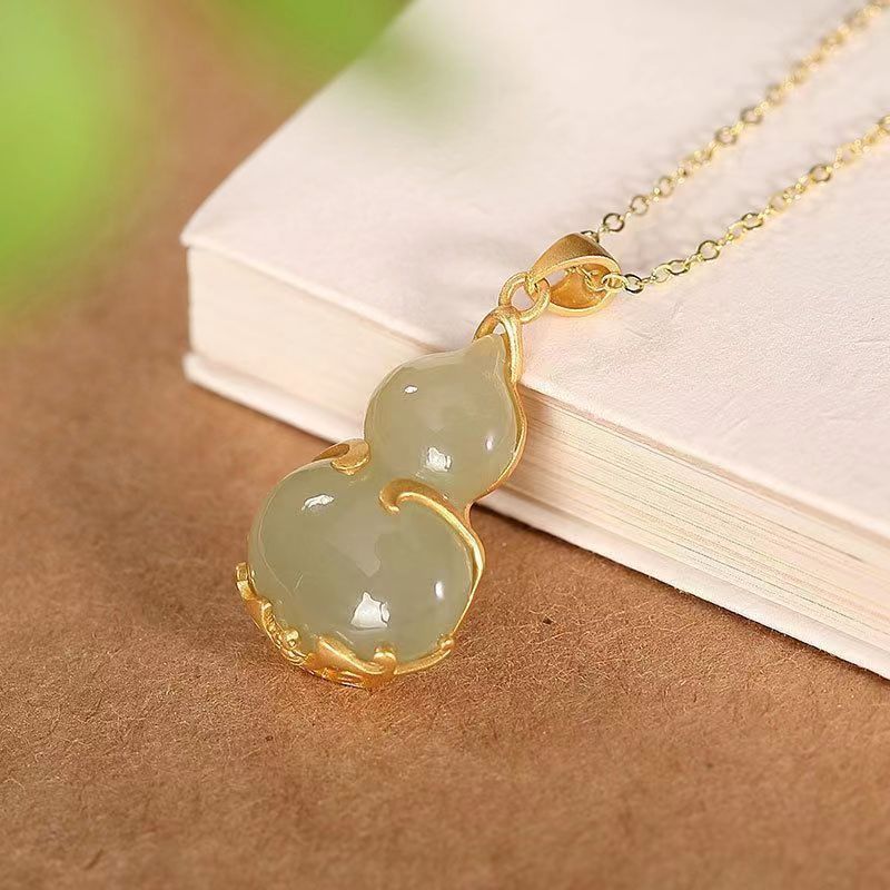 New Fulushou and Tian Qingyu Pendant Creative Ornament Gourd Temperament Women's Sweater Pendant
New Fulushou and Tian Qingyu Pendant Creative Ornament Gourd Temperament Women's Sweater Pendant
