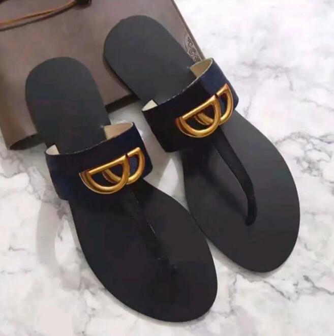 2023 Slipper Designer Slide Summer sandals Fashion Men Beach Indoor Flat Flip Flops Leather Lady Women Shoes Ladies Slippers
2023 Slipper Designer Slide Summer sandals Fashion Men Beach Indoor Flat Flip Flops Leather Lady Women Shoes Ladies Slippers