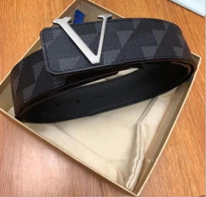 Fashion luxury plaid old flower striped leather belt designer men's and women's high-quality belt 3.8CM no box
Fashion luxury plaid old flower striped leather belt designer men's and women's high-quality belt 3.8CM no box