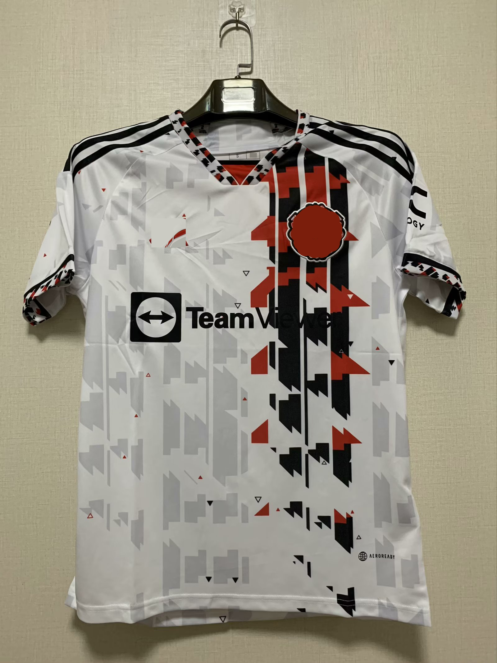23-24 MAN UTD Men's T-Shirts Summer soccer fan Polos breathable fabric Badge embroidery outdoor football casual Professional shirt, No 6 man utd
23-24 MAN UTD Men's T-Shirts Summer soccer fan Polos breathable fabric Badge embroidery outdoor football casual Professional shirt, No 6 man utd