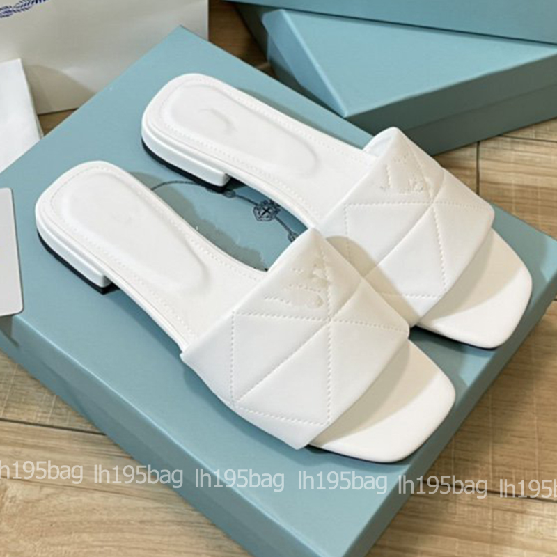 Hot Fashion Wear and Match Luxury Brand Slipper Slides Hottest Heels Women Shoes Designer Sandals Heel Height Sandal Flat Slipper Shoe
Hot Fashion Wear and Match Luxury Brand Slipper Slides Hottest Heels Women Shoes Designer Sandals Heel Height Sandal Flat Slipper Shoe