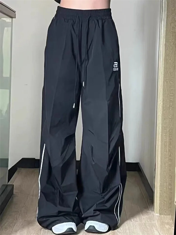 Men's Pants Y2K Men Streetwear Techwear Black Cargo Korean Harajuku Parachute Track Pants Women Sweatpants Wide Leg Joggers Trousers Clothes 2311