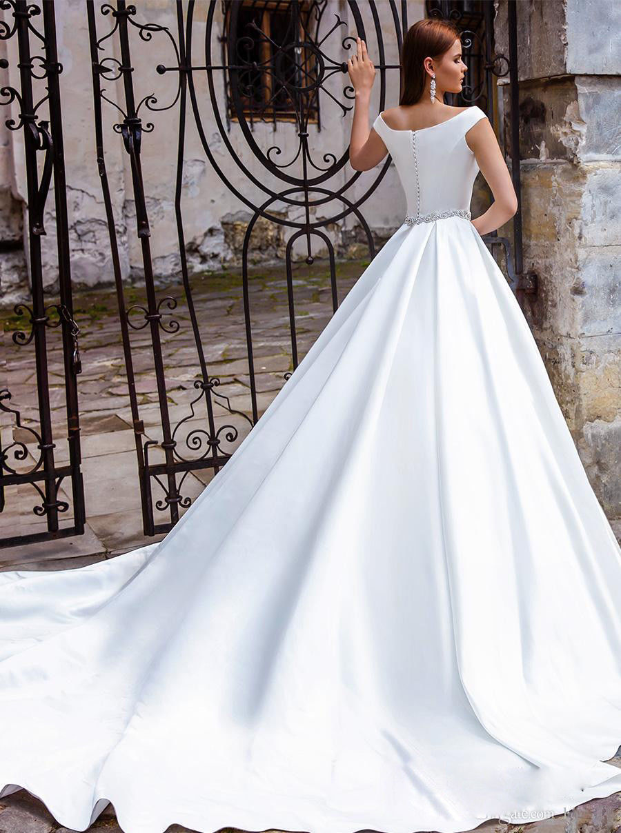 2024 New Arrival A-line Wedding Dress Boat Neck Crystal Sash Satin Women Bridal Gowns Court Train Custom Made Vestidos De Novia Mariage