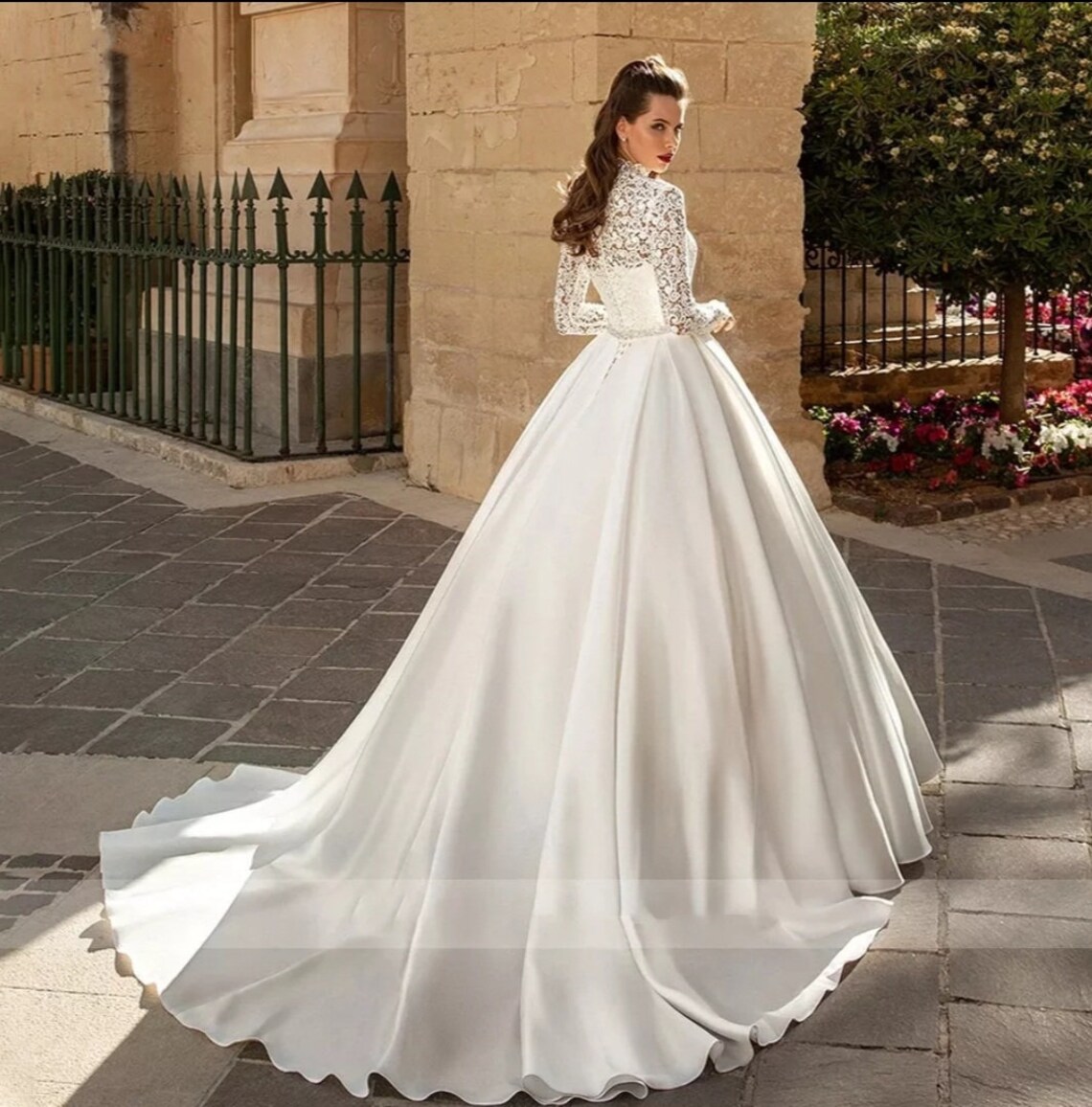 Simple Chapel Satin Long Sleeve Wedding Dresses Empire Waist A Line Plunging High Corset Back Draped Reception Bridal Vestidos De Novia YD