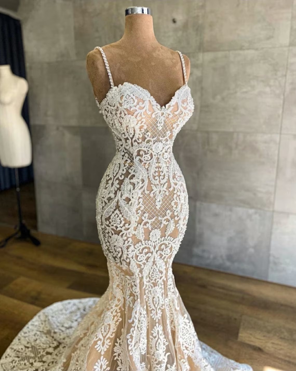 Spaghetti Straps Arabic Mermaid Wedding Dresses Illusion Lace Appliques Formal Bridal Gowns Custom Made Vestidos de Novia