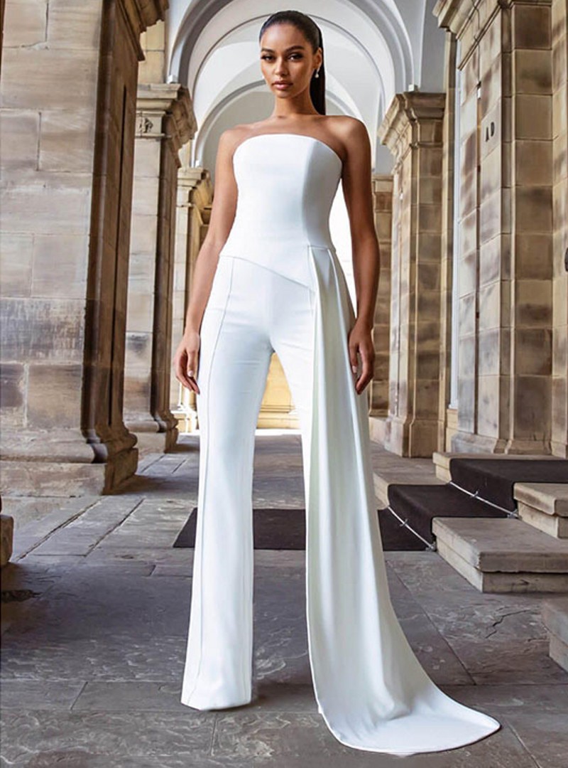 2025 Strapless Crepe Wedding Dress With Train Sleeveless Floor Length Bridal Party Gowns Maxi Jumpsuit Robe de Soiree for Women Vestido De Noiva