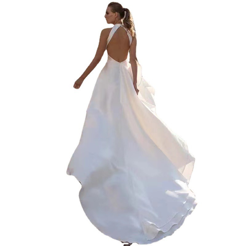 2024 New Arrival A-line Wedding Dress Haletr Backless Ruffles Satin Women Bridal Gowns Sweep Train Custom Made Vestidos De Novia Mariage