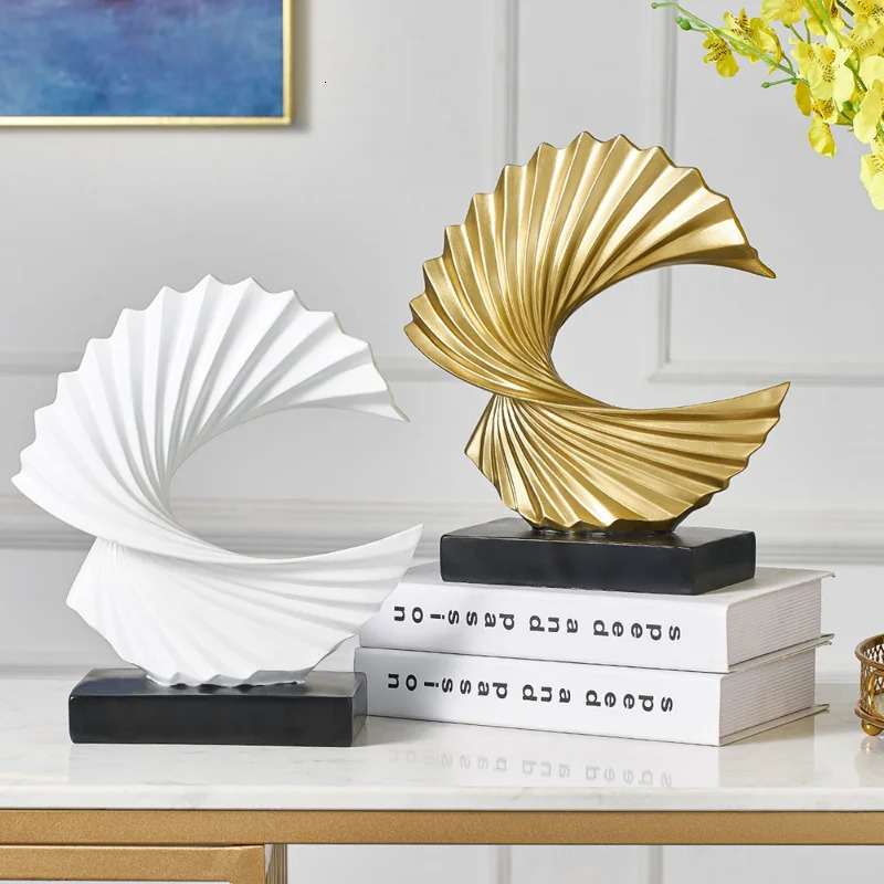Decorative Objects Figurines Modern Decor Abstract Sculpture Resin Sculptur Art Golden Statue Living Room Home Desk Decoration Accessories 231130