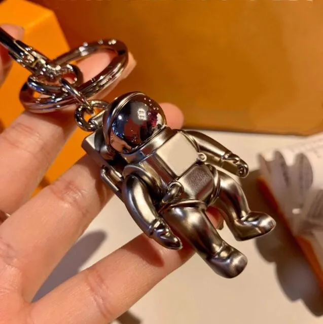 Luxurys designers Keychain Car Key chain stylish monogrammed Keychains Leisure astronaut Men Women Bag charm Accessories with box