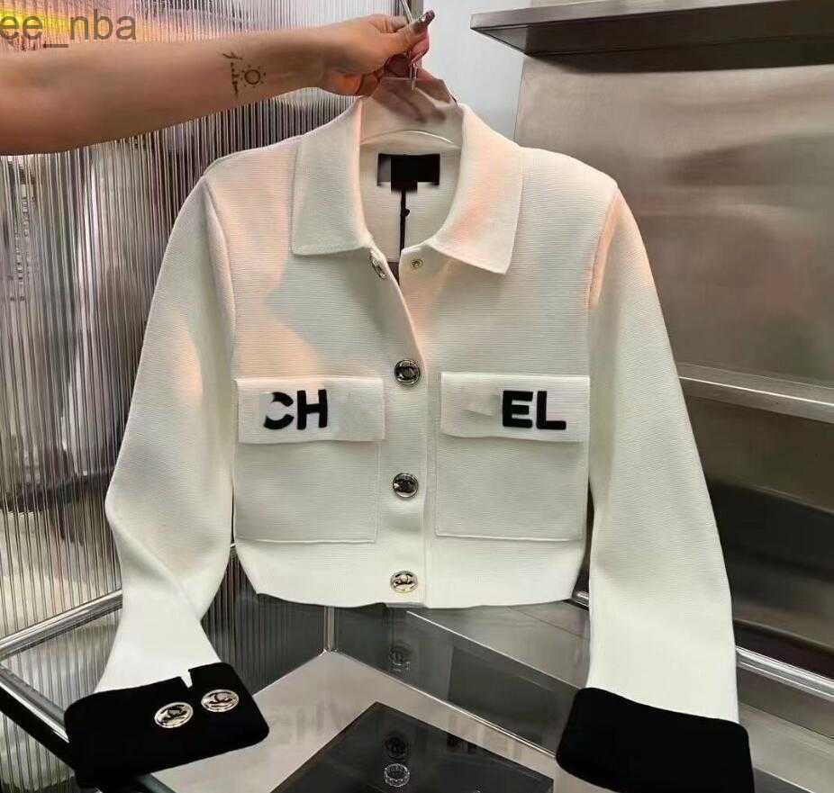Women's Blouses Shirts 2023ss Designer Womens Jackets Top Quality Lapel Polo Fashion Chest Pocket Slim Fit White Embroidery Printed Metal Buckle Knitted z250212