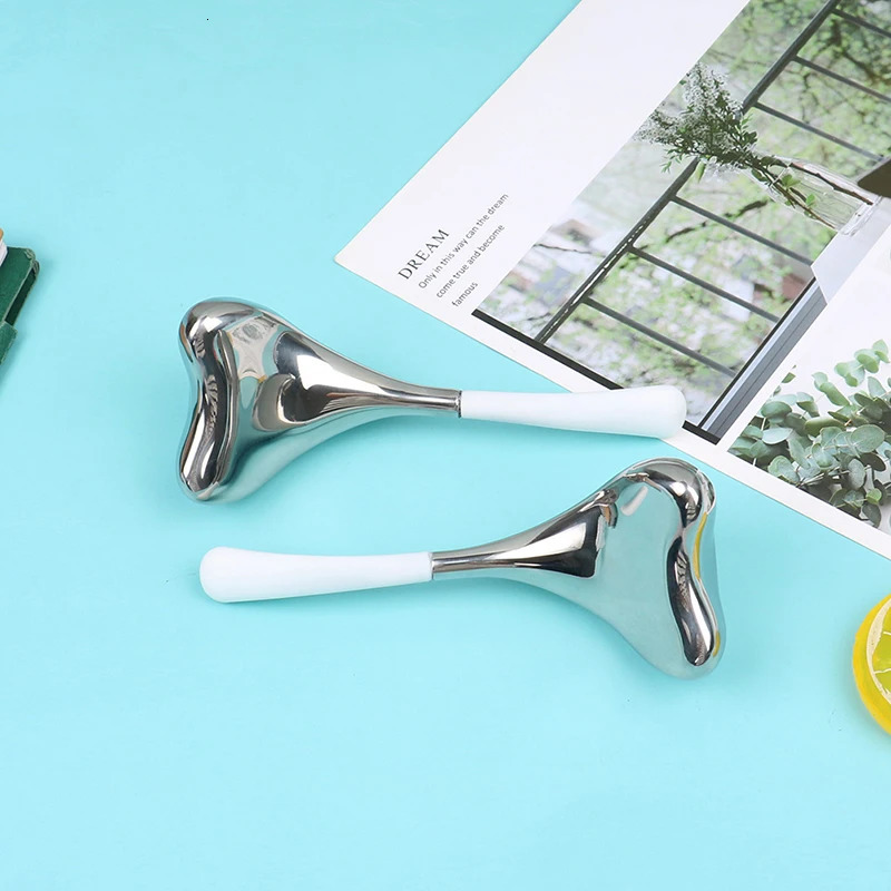 Eye Massager 2pcs Ice Globes Skin Care Freeze Tools Stainless Steel Face Beauty Cryo Roller Cooling Massage Spa Ball Cryo Sticks 231130
