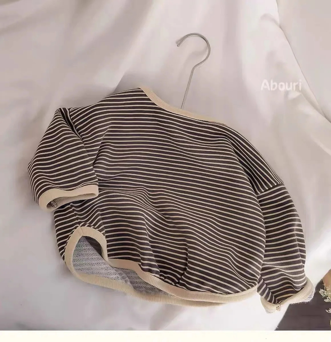 Hoodies Sweatshirts Spring And Autumn Childrens Wear Boys Tshirt Korean Style Girls Sweatshirt Baby Loose Long Sleeve Childrens Top 231201