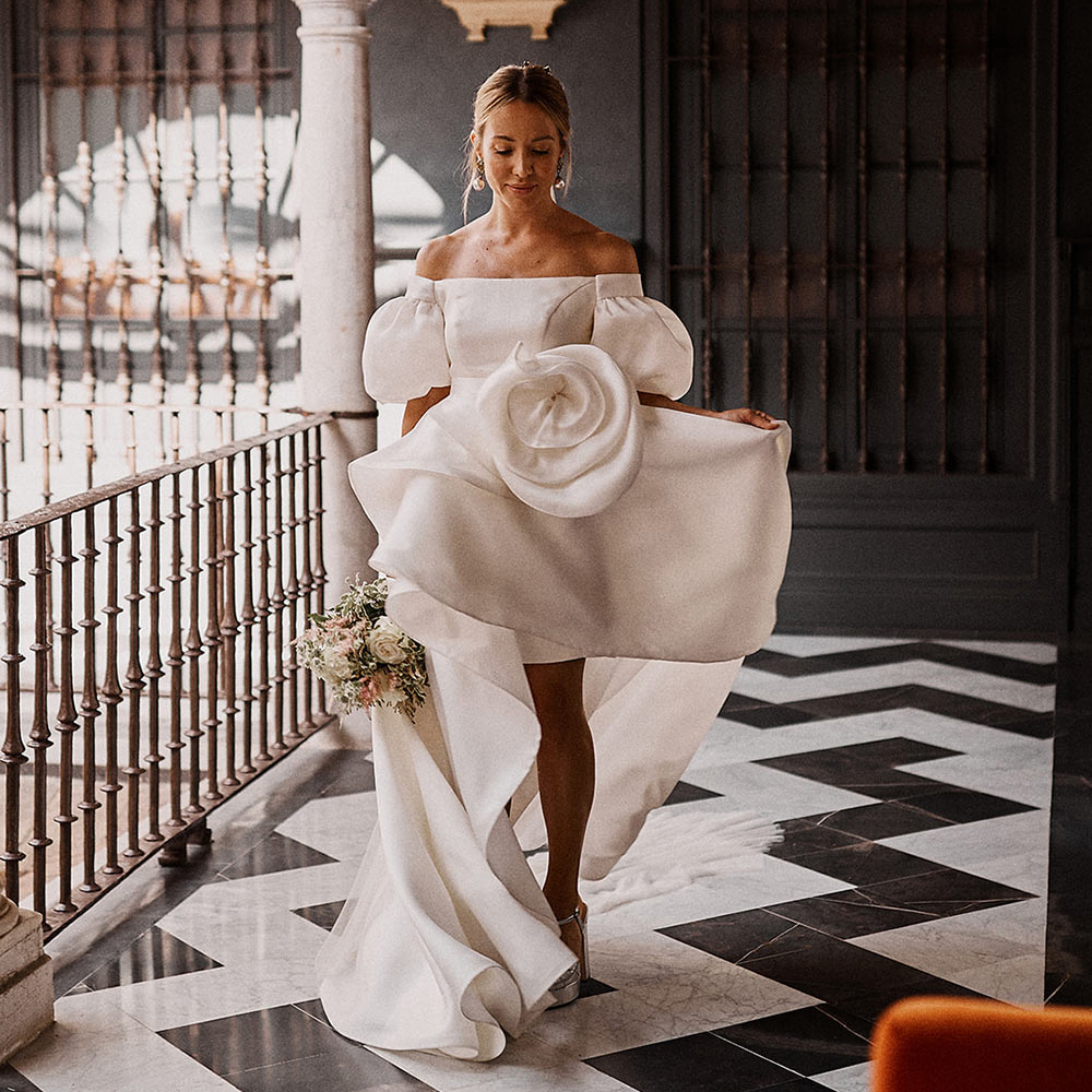 Two Pieces 3D Flower Wedding Dresses 2024 Off the Shoulder Short Sleeve Bridal Gown with Detachable Train Organza A Line Wedding Gowns