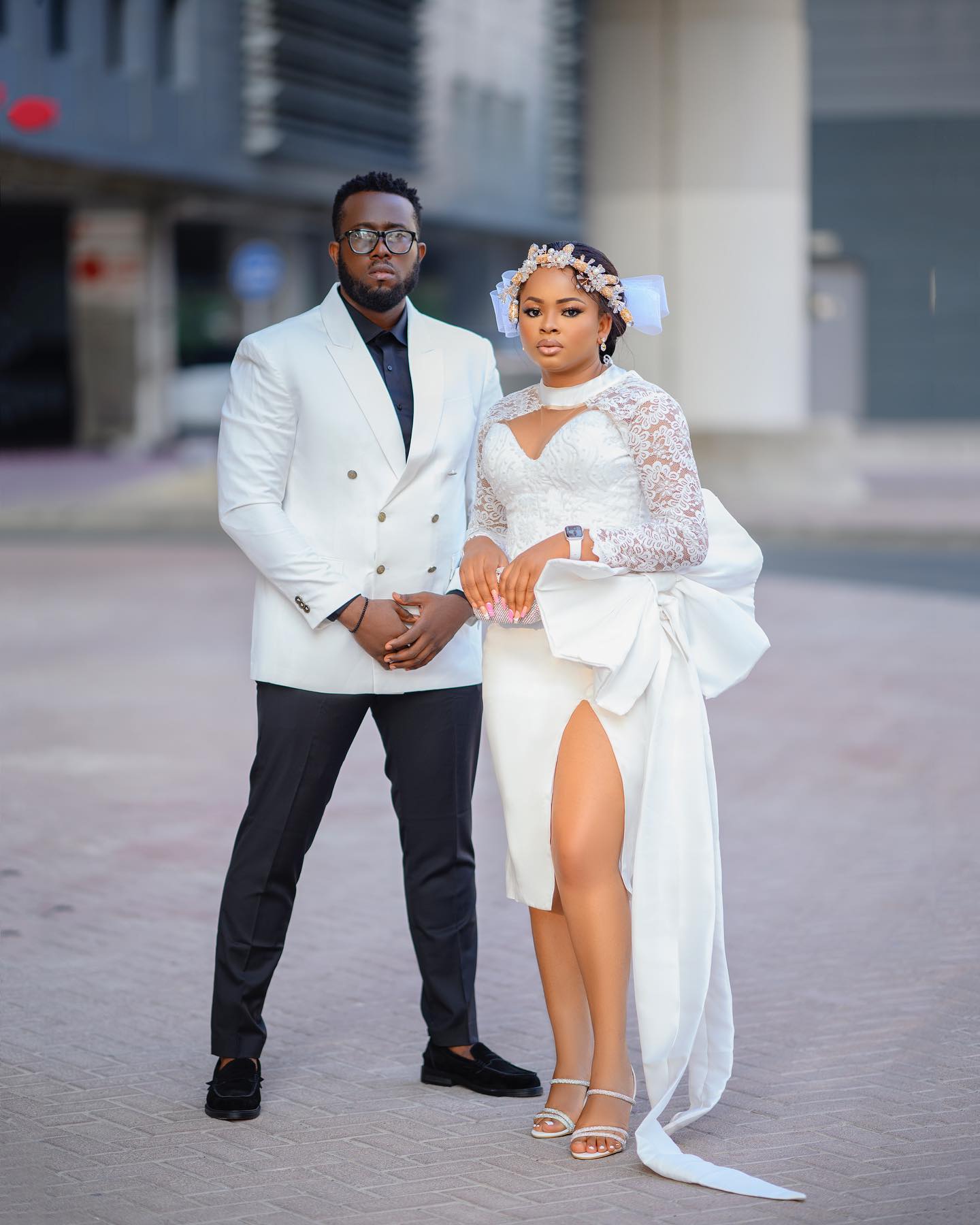 Stunning Lace Sheath Wedding Dresses With Bowknot Bridal Gowns Long Sleeves Knee Length Sheer Jewel Neck Short Vestido De Novia