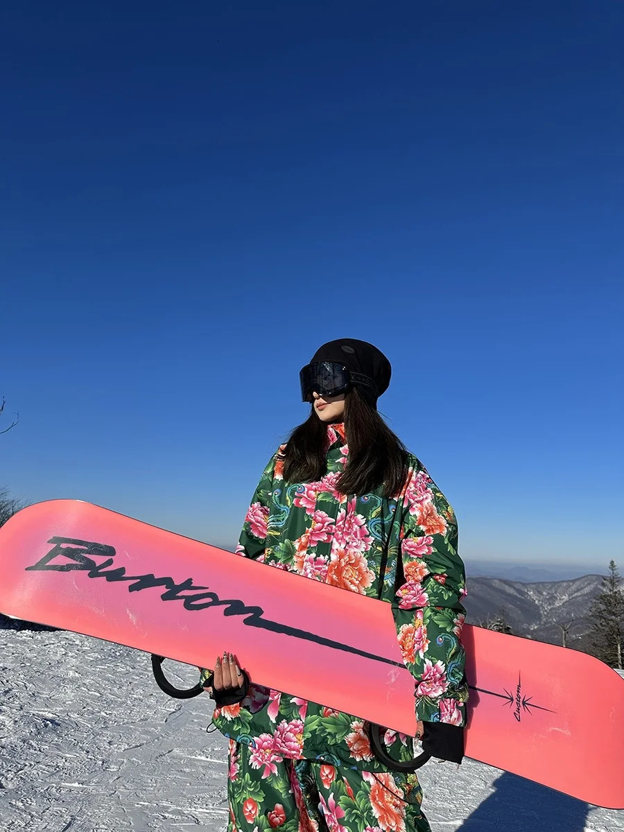 Skiing BIB Pants Latest Big Flower Ski Suit Womens Single Board Double Windproof Waterproof and Warm Professional Set for 231202