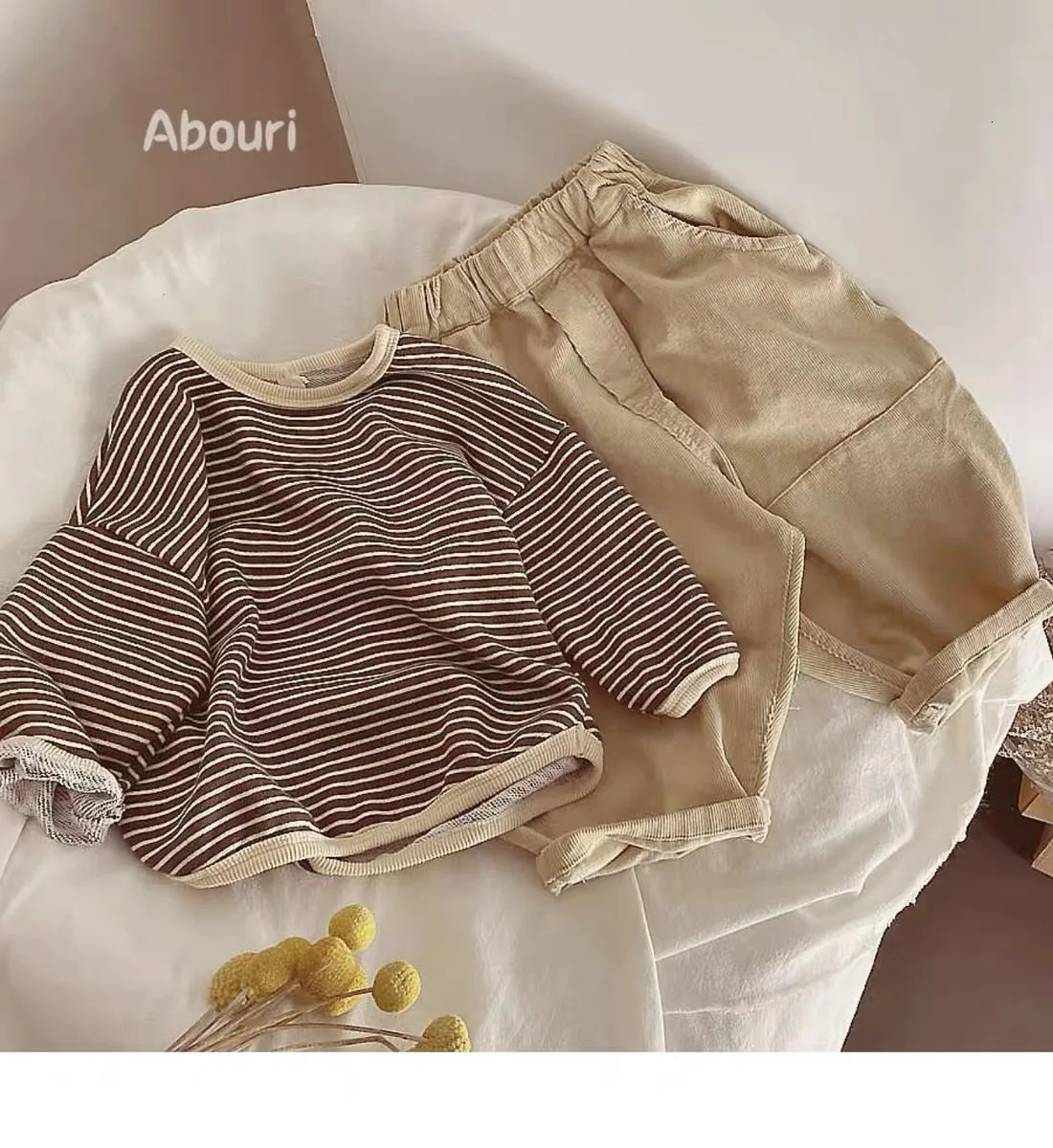 Hoodies Sweatshirts Spring And Autumn Childrens Wear Boys Tshirt Korean Style Girls Sweatshirt Baby Loose Long Sleeve Childrens Top 231201