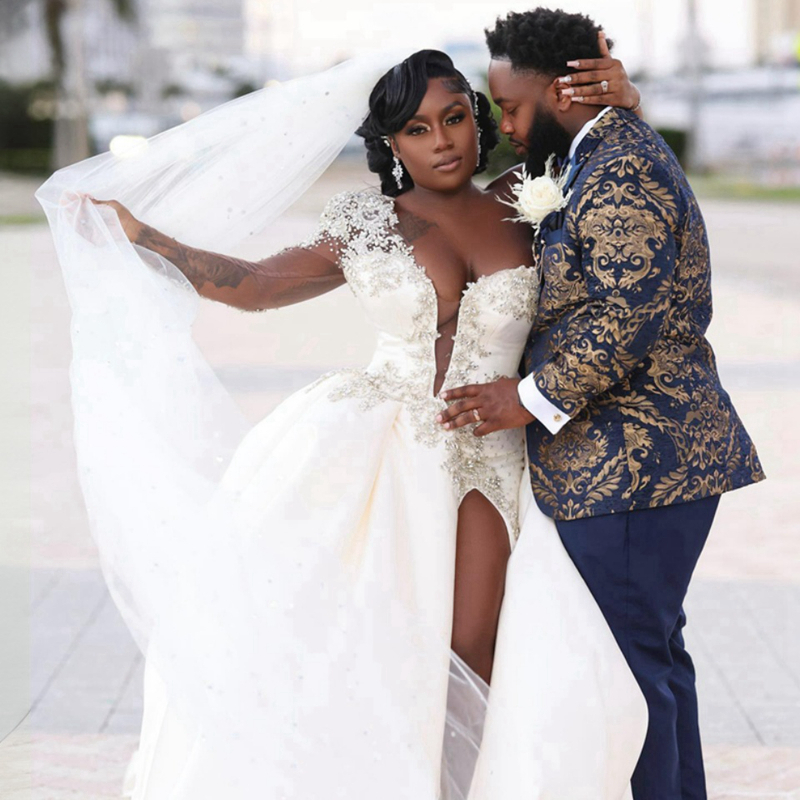 Nigeria African Wedding For Bride Plus Size One Shoulder Long Sleeves Side Split Marriage Dress Black Women Appliqued Lace Bridal Gowns