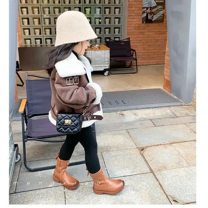 Jackets Baby Girls Woolen Fur Coat Winter Children's Clothes Korean Thickened Plush Warm Turn Down Collar Fashionable 4-12 Years V27 231202