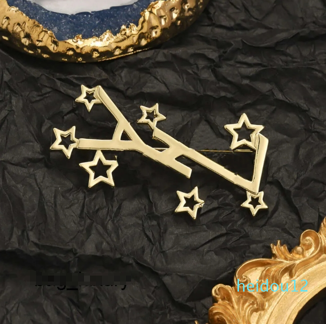 Brooches Letter brooch Wedding Gifts Pins Fashion Women Love brooch Classic Design Pins Stainless Steel Jewelry brooch Jewelry Wholesale