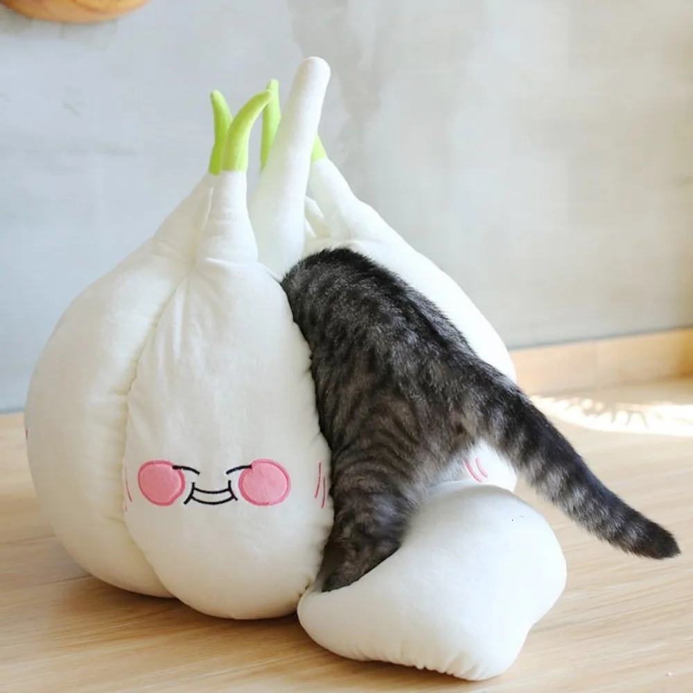 kennels pens Cats Beds Cartoon Garlic Bed Warm Cat s Nest Cozy Cushion Pet House Small and Medium Sized Dog Doghouse for Washable Cave 231202