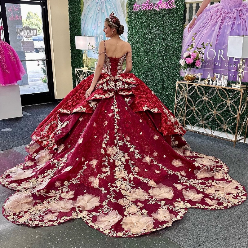 Sparkly Red Spaghetti Strap Luxury Quinceanera Dress 2025 Ball Gown Charro Mexican Appliques Flower Beads Dress vestido de 15