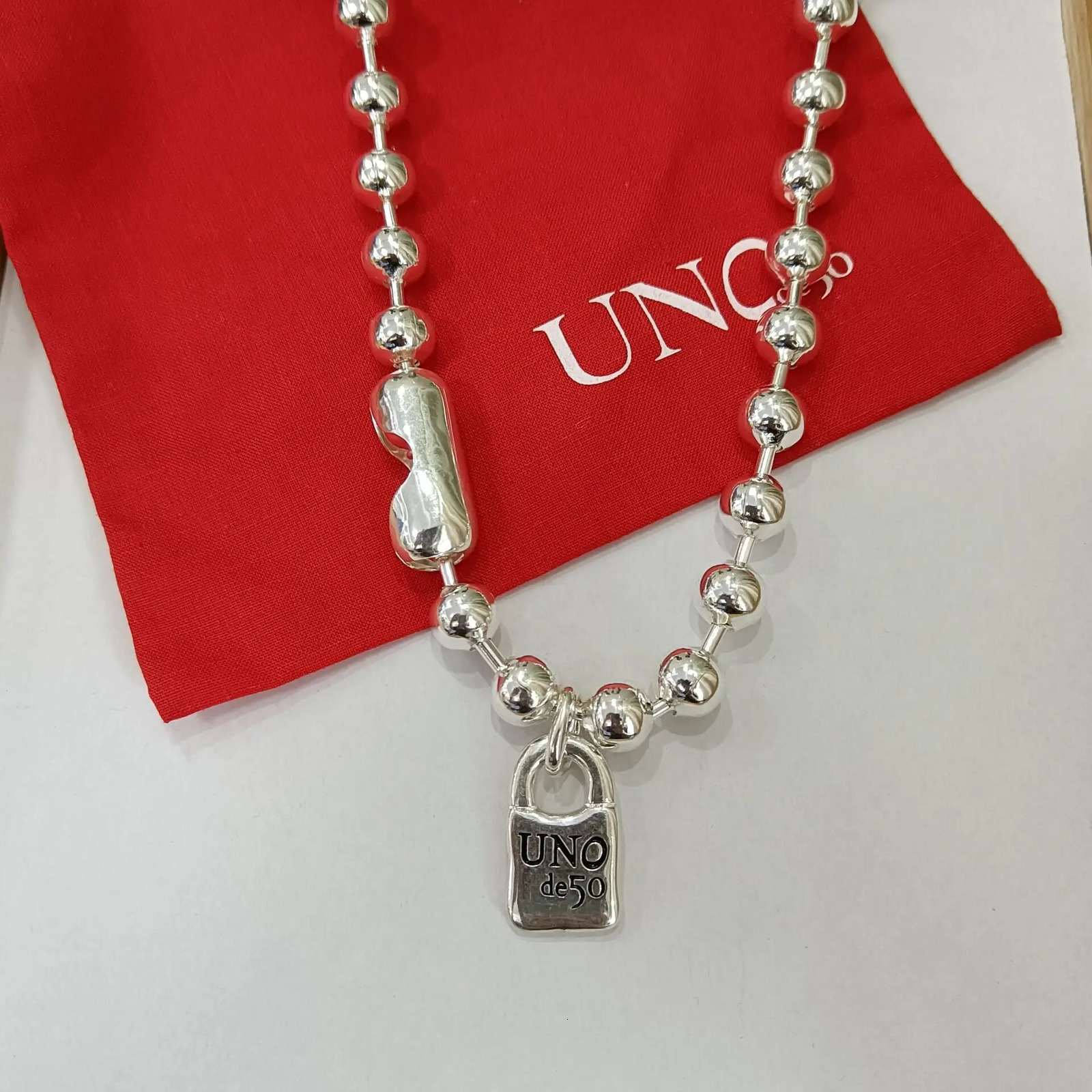 Pendant Necklaces High Quality European and American Original Fashion Electroplating 925 Silver Beads Chain Lock Necklace 14 K Gold Jewelry Gift 23120