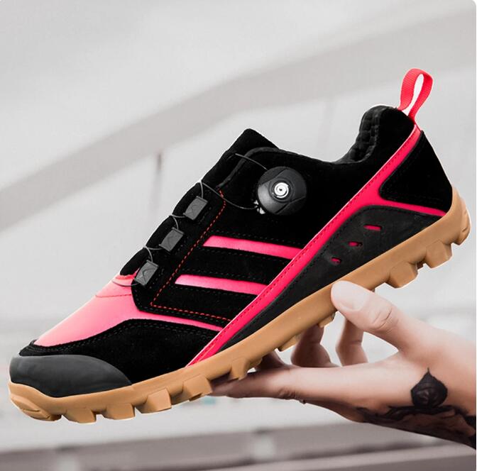 New Men's Large Size Hiking Shoes Outdoor Wear-resistant and Comfortable Travel Hiking Shoes Sports Cycling Men's Shoes