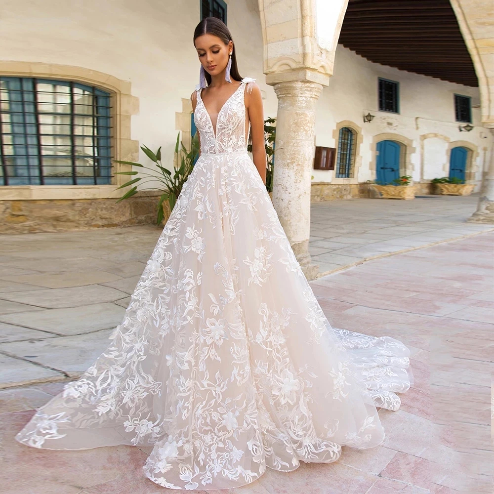 Bohemian Lace A Line Wedding Dresses Sexy Backless Deep V-Neck Long Bridal Gowns 2024 Summer Romantic Boho Beach Bride Dress Custom Made