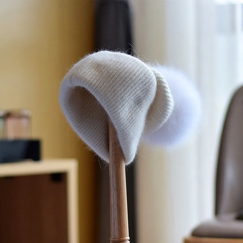 BeanieSkull Caps Winter Real Rabbit Fur Beanies For Women Fashion Solid Warm Fur Pompom Hat Beanies Female Three Fold Thick Knitted Hats 231202