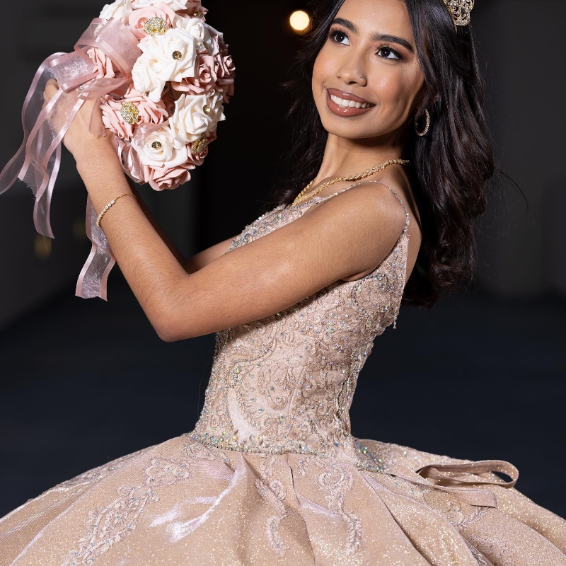 Gorgeous Champagne Shiny Quinceanera Dresses Applique Lace Beads Ball Gown Princess Birthday Party vestidos de 15