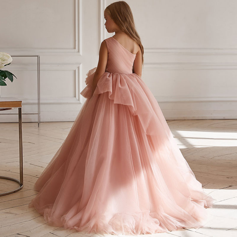 Lovely Pink Wedding Flower Dresses One Shoulder Ball Gown Kids Birthday Party Christmas Gowns Beaded Bow Tie Toddler Girl Pageant Wears Baby Bridesmai