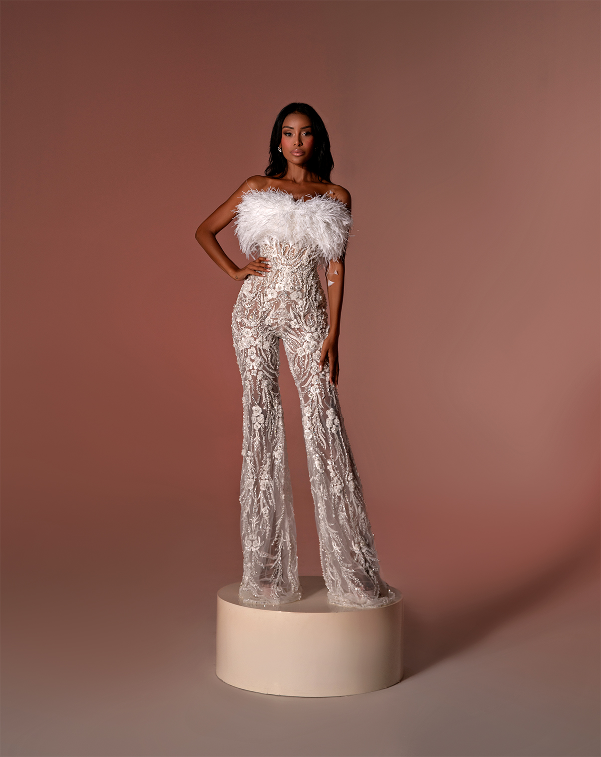 Fashion Feather Jumpsuit or Length Strapless Appliqued Custom Made Pants Suit Sequined Lace Wedding Dress
