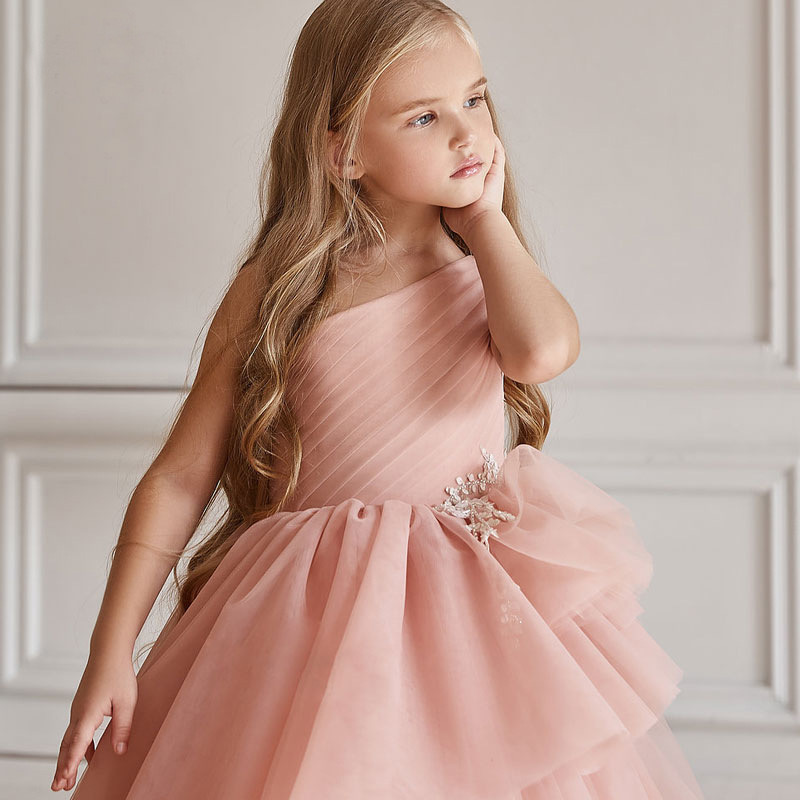 Lovely Pink Wedding Flower Dresses One Shoulder Ball Gown Kids Birthday Party Christmas Gowns Beaded Bow Tie Toddler Girl Pageant Wears Baby Bridesmai