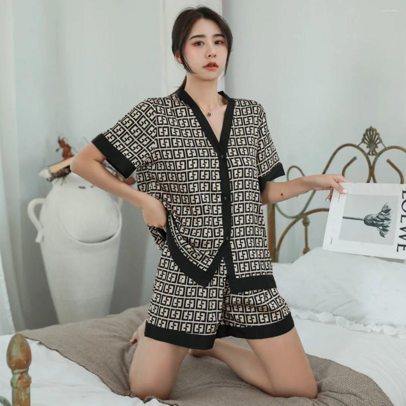 Women S Fashionable Casual Plaid Short V-neck Silk Pamas Women S Designer Shorts Set Women S Sexy And Beautiful Pajamas Home Wear
