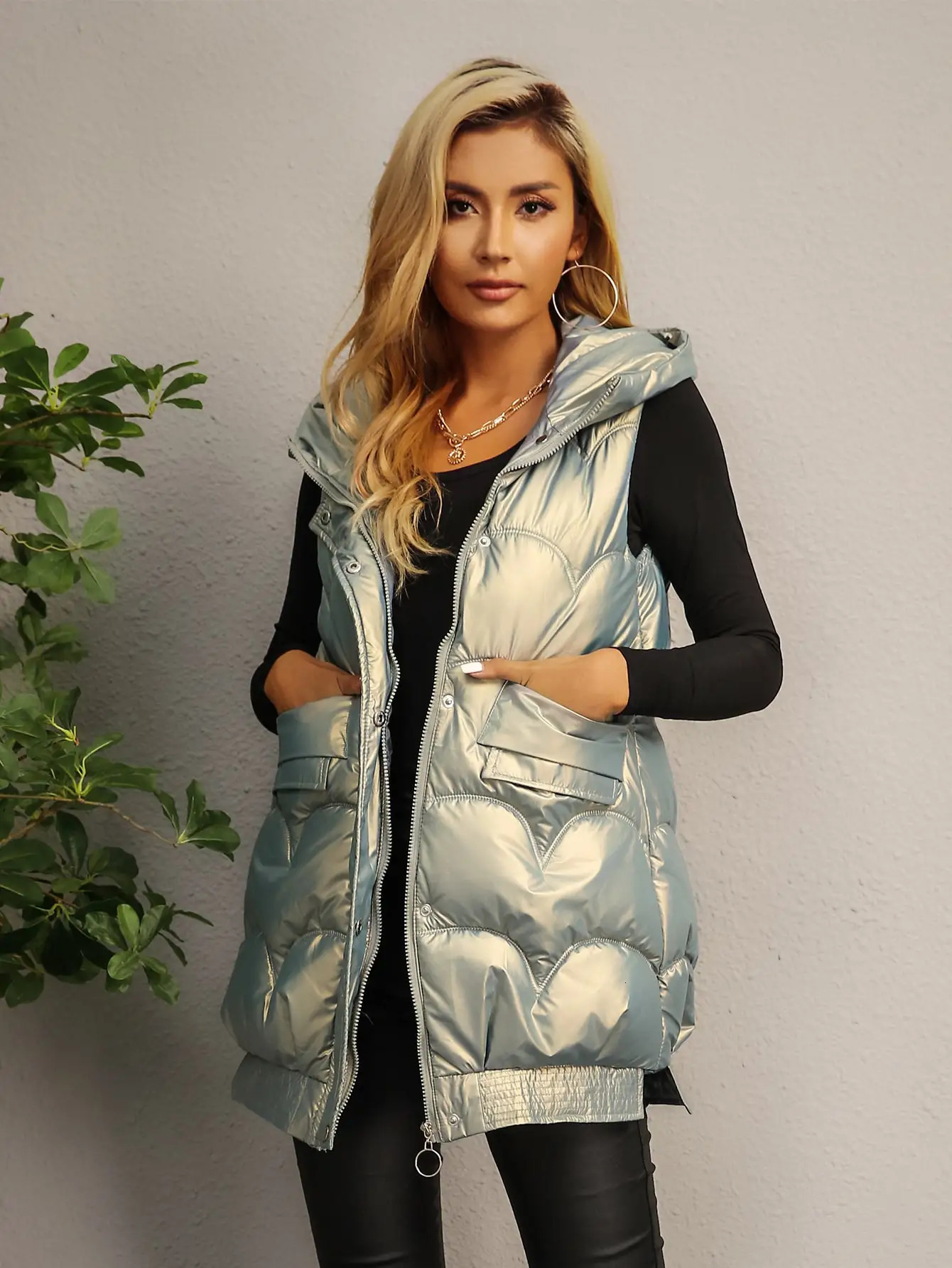 Women's Vests Fashion Autumn And Winter Sleeveless Patent Hooded Front Zipper Button Details Solid Puffer Coat Outdoor Warm Clothing 231204