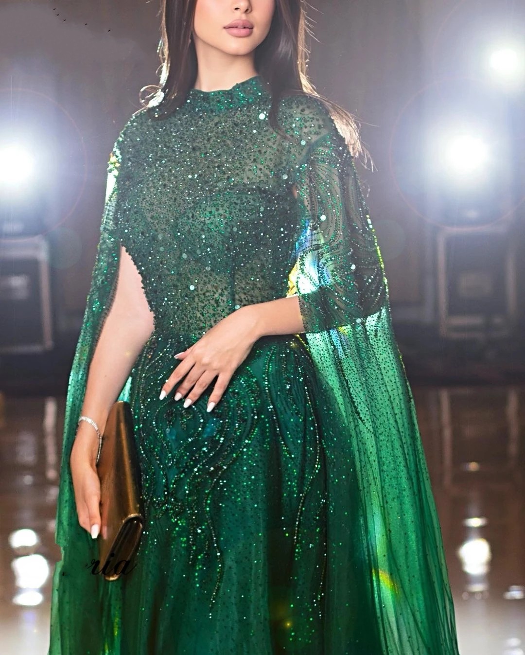 Dubai Elegant Green Prom Dress 2024 Cap Sleeves High Neck Beads Sequins Celebrity Evening Dresses Girls Pageant Birthday Gowns Custom Made
