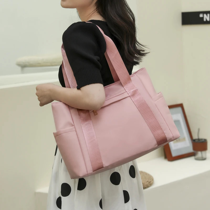 Evening Bags Large Capacity High Quality Tote Bag Nylon Zipper Shopping Bag Fashion Pure Color Women's Shoulder Bag Simple Travel Handbag 231205