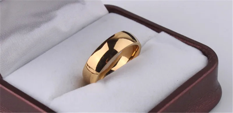 Wedding Rings High Polish Gold Plate Steel Women Man Ring Top Quality Gloss Lovers Jewelry 231204
