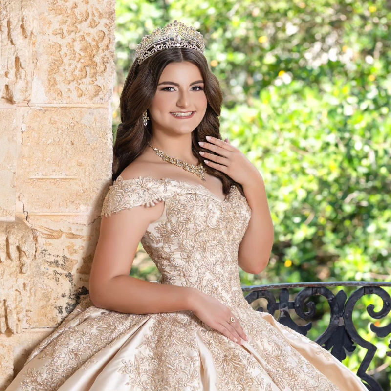 Light Champagne Satin Ball Gown Quinceanera Dresses Party Applique Lace Beads Off the Shoulder Cinderella 16 Princess Gowns vestidos de 15