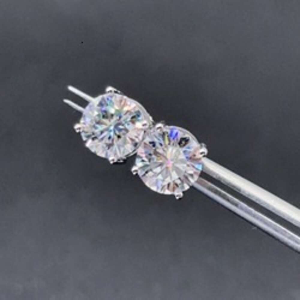 Hot Sale Custom 4 Prong 2ct Round Cut 10k 14k 18k Solid Gold Earrings d Vvs Moissanite Ice Out Studs