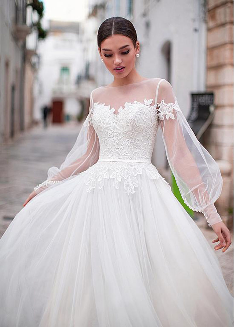 Jewel Hollow Classic Wedding Dresses For Women Covered Button A-Line Fancy Poet Applique Castle Custom Made