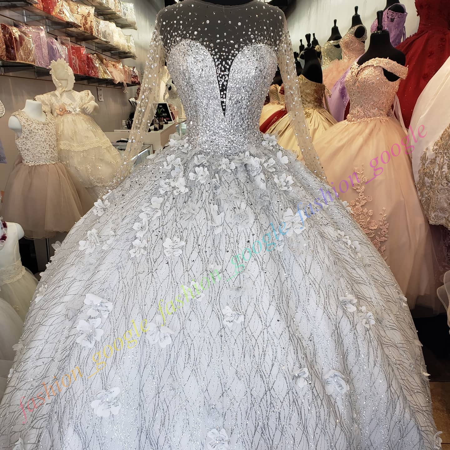 Shimmering Quinceanera Dress Illusion Sleeves Debutante Ball Mexican Quince Sweet 15/16 Birthday Party Gown for 15th Girl Drama Winter Formal Prom Gal