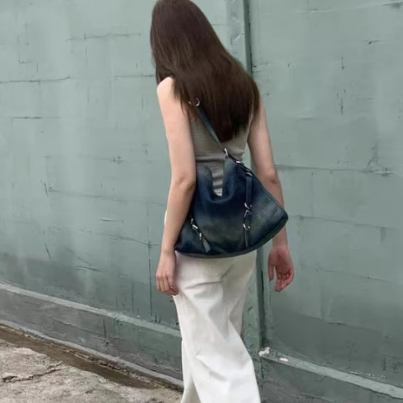 Evening Bags Vintage Streetwear Y2k Aesthetic Denim Tote Bag High-capacity Women Shopping Handbags Trendy All Match Casual Shoulder Bags 231205