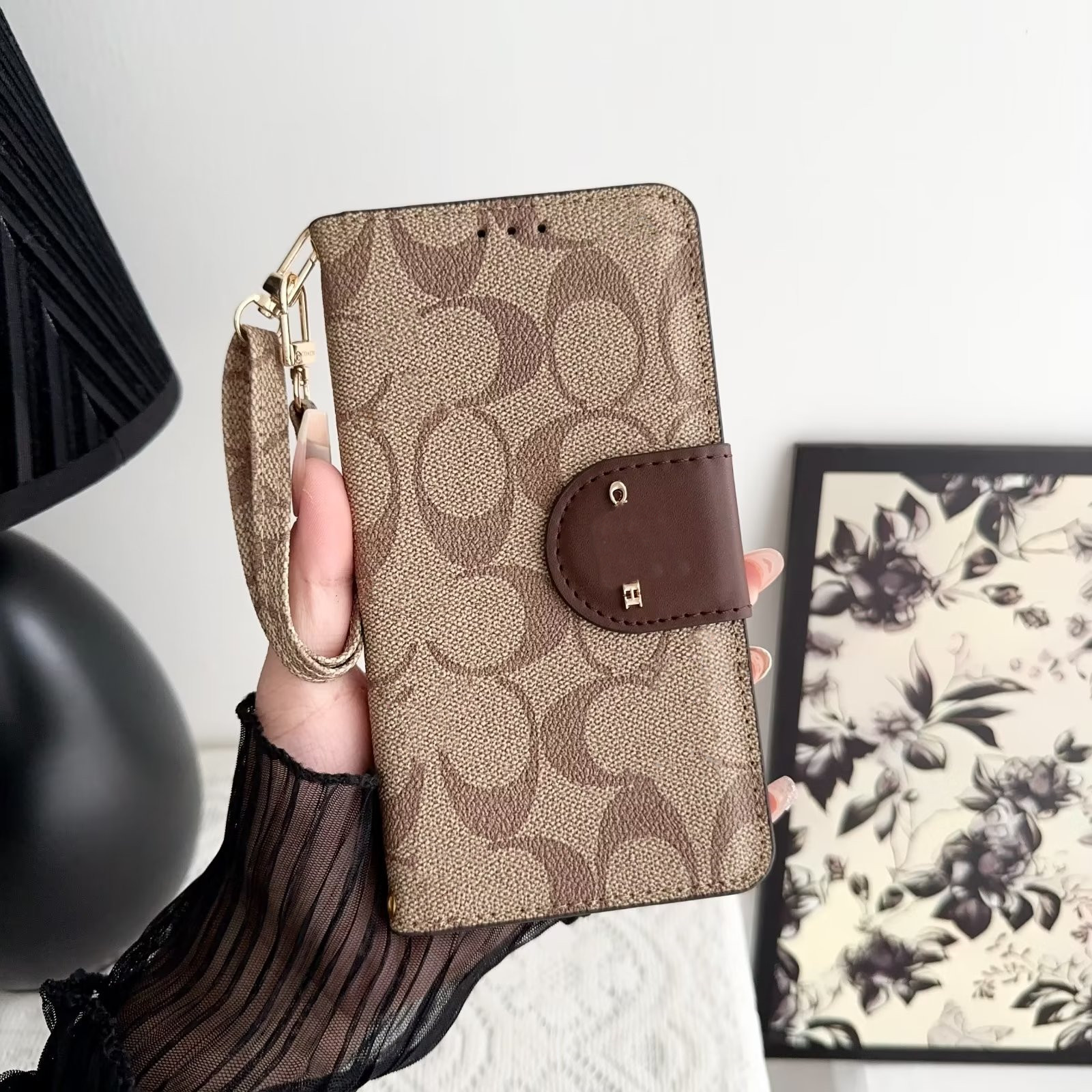 Leather Flip Phone Case Designer iPhone Case for iPhone 16 Pro Max 15 Pro Max Case Card Holder Apple iPhone 14 13 12 16 Plus 15 Plus Case Wallet Shockproof Mobile Cover