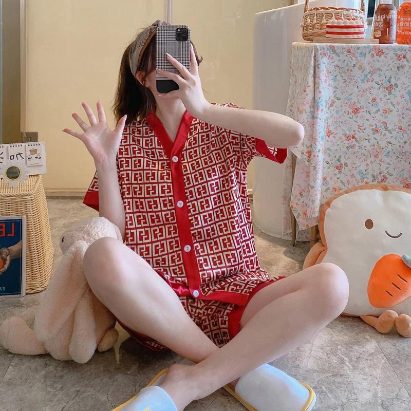Women S Fashionable Casual Plaid Short V-neck Silk Pamas Women S Designer Shorts Set Women S Sexy And Beautiful Pajamas Home Wear