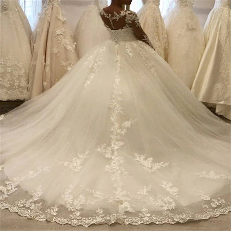 Princess Fulllace Ball Gown Wedding Dress 2024 O Neck Sheer Neck Bride Dress Corset Appliques Country Bridal Dress Court Dream Curvy Plus Size Bohemia