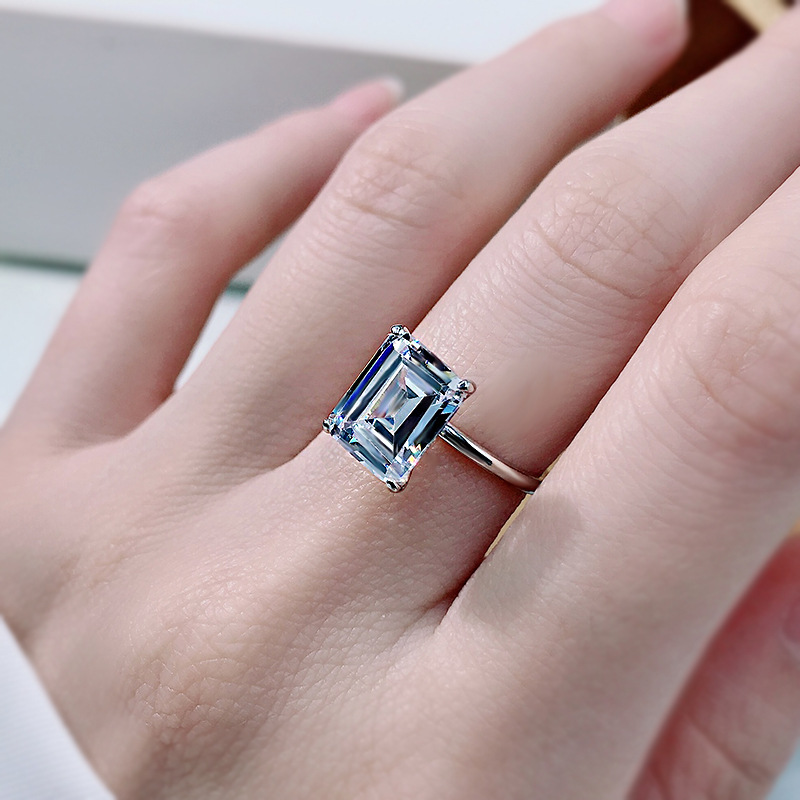 Choucong Brand Unique Wedding Rings Simple Fine Jewelry Pure 100% Sterling Sier Emerald Cut Natural Moissanite Dia Party Women Solitaire Ring For Love