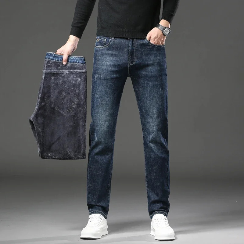 Womens Jeans Straight Elastic Fleece Mens Clothing Winter Thick Warm Casual Slim Fashion Male Retro Denim Trousers 231206
