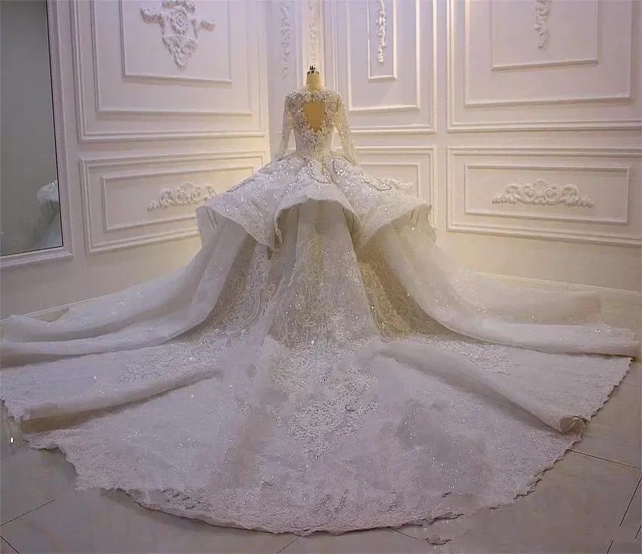 2024 Vintage Sequined Lace Appliqued Ball Gown Wedding Dress Sparkly Long Sleeves Saudi Dubai Arabic Bridal Gowns Vestido De Novia
