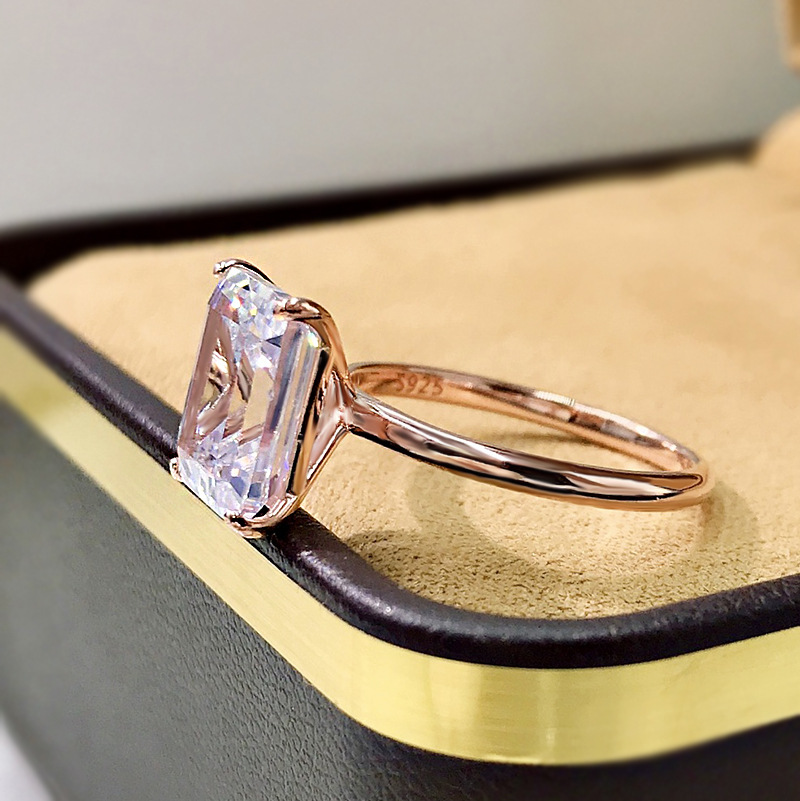 Choucong Brand Unique Wedding Rings Simple Fine Jewelry Pure 100% Sterling Sier Emerald Cut Natural Moissanite Dia Party Women Solitaire Ring For Love